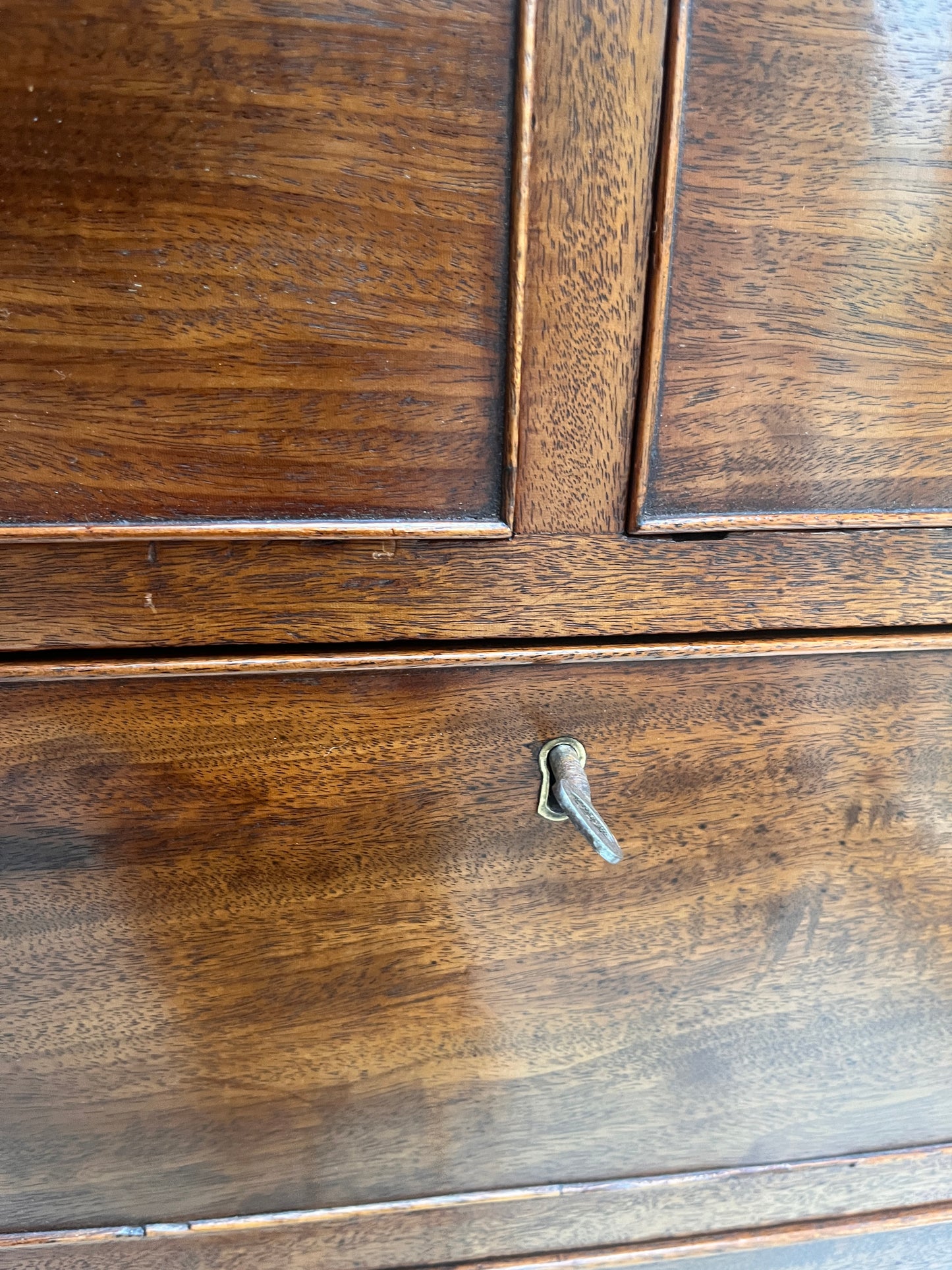 English Mahogany Chest of Drawers C.1900