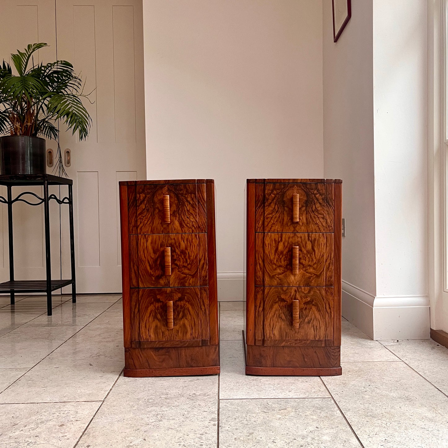 Pair of 1930s Art Deco Bedside Cabinets with Burr Walnut Drawer Fronts