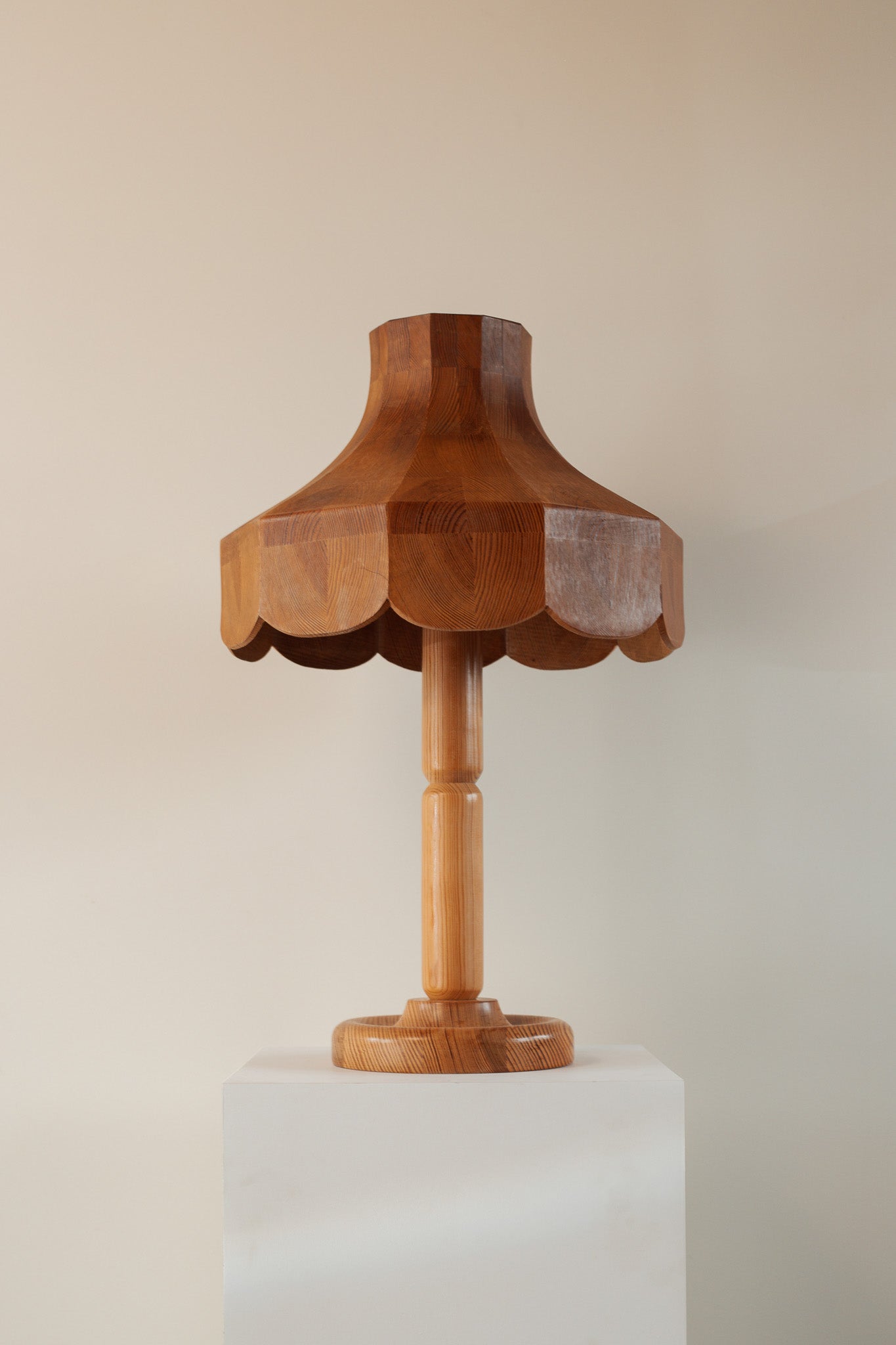 Pine table lamp by Eino Lundholm, Sweden, 1970s