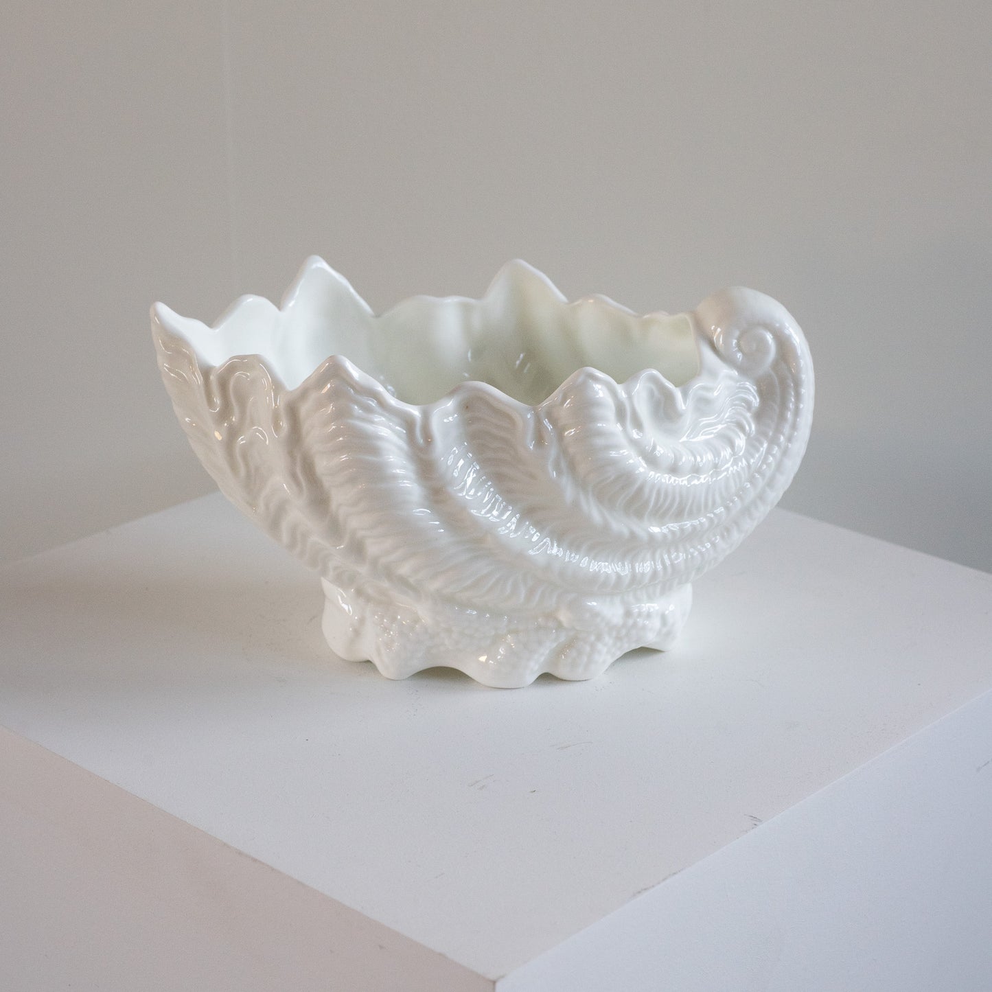 Coalport Bone China Shell Dish c.1970