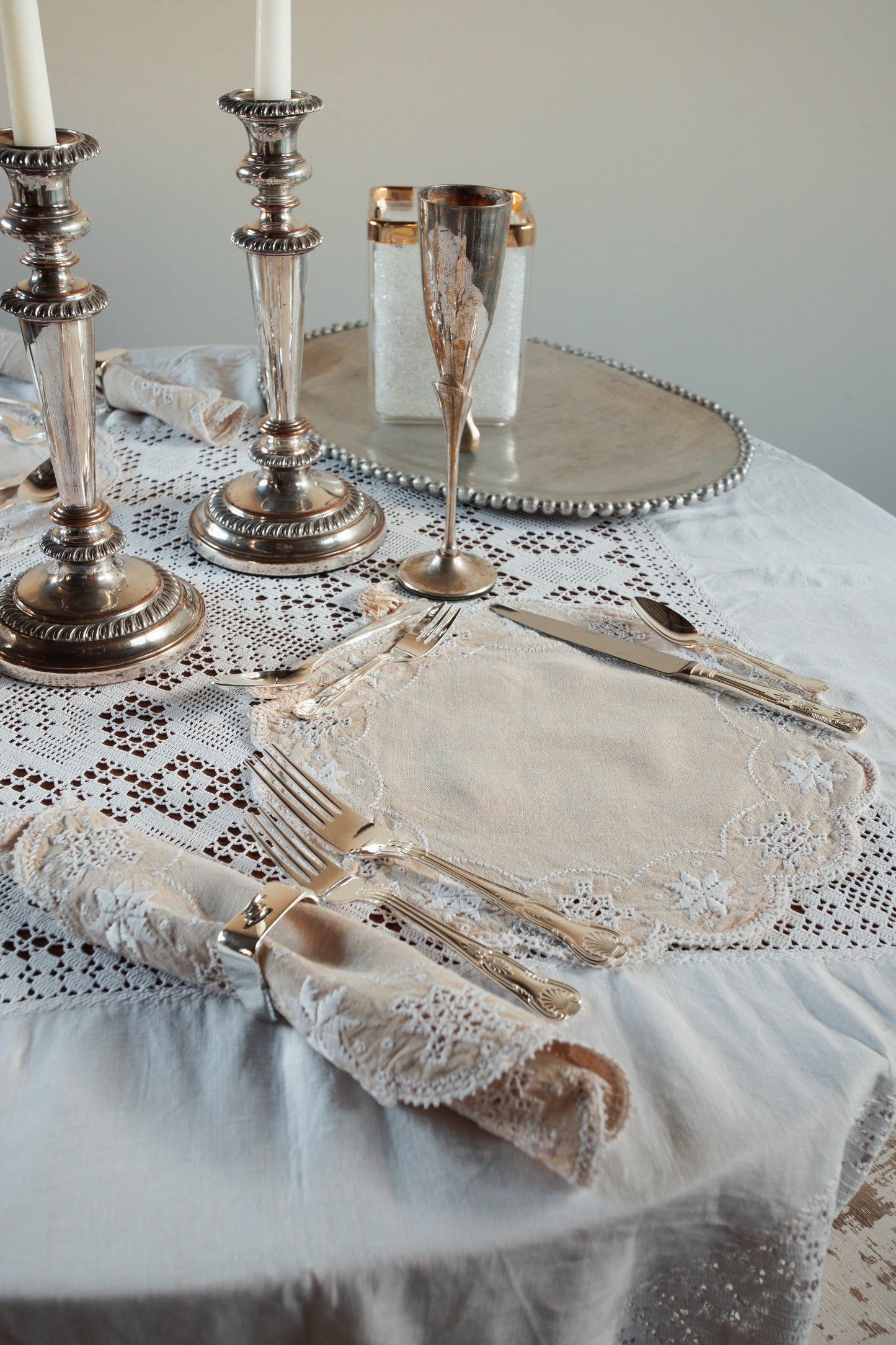 Vintage Linen Placemats with Embroidered Cut-Work Edging-Set of Six