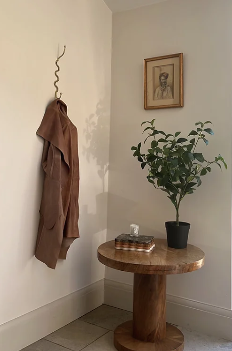 Maud Vaughan Meander Hook Brass