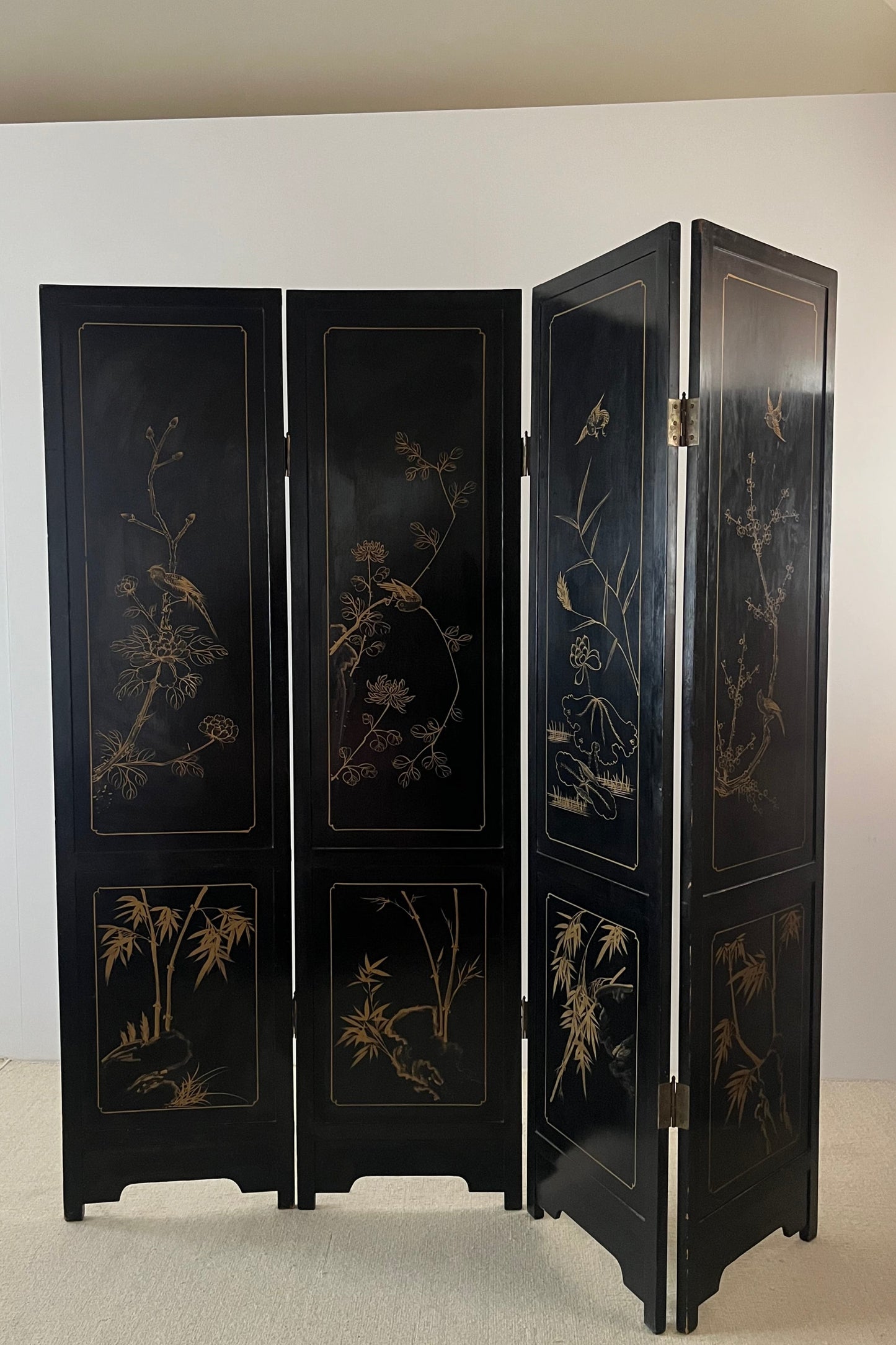 Mid-century Chinoiserie Lacquered Folding Screen