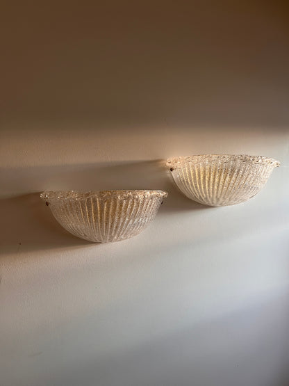 Large Pair of Murano 'Graniglia' Glass Scalloped Wall Lights