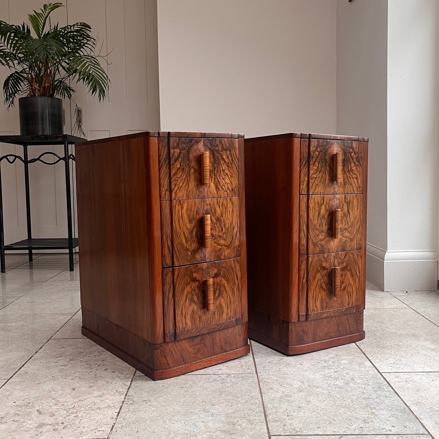 Pair of 1930s Art Deco Bedside Cabinets with Burr Walnut Drawer Fronts