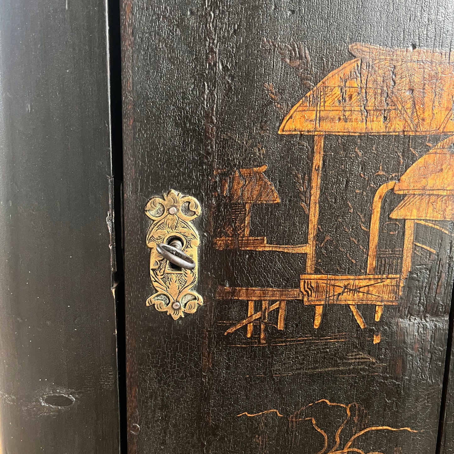 Georgian Chinoiserie Corner Cabinet