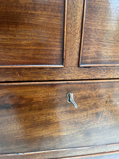 English Mahogany Chest of Drawers C.1900