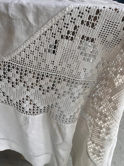Vintage French Linen Tablecloth with Hand-Worked Filet Crochet Panels