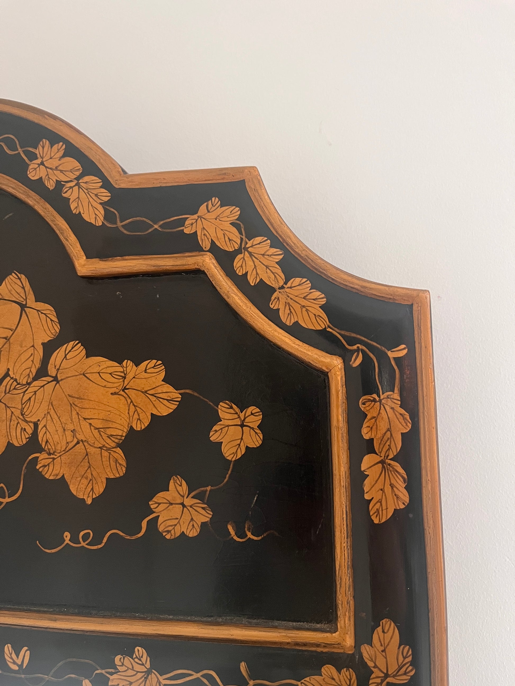 Chinoiserie Lacquered Wall Mirror 