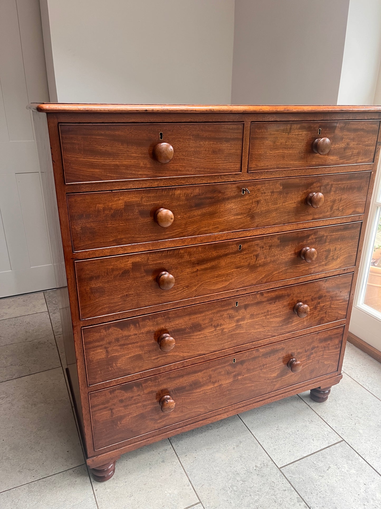 English Mahogany Chest of Drawers C.1900