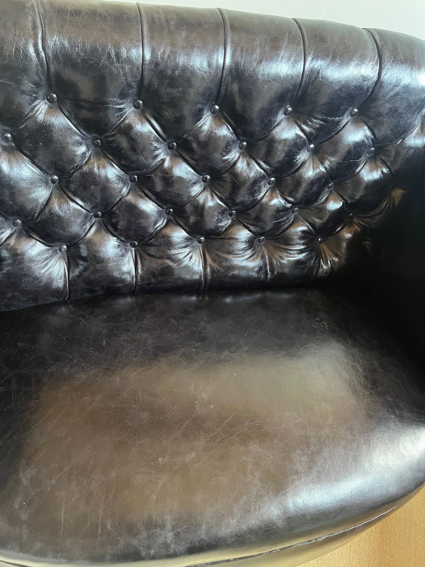 English Button-Back Leather Sofa, c.1920