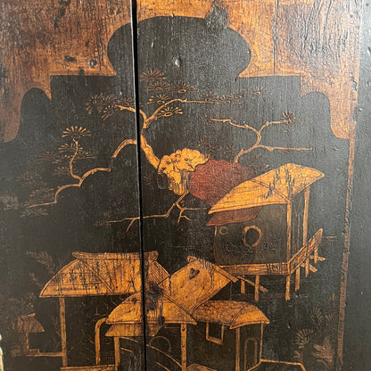 Georgian Chinoiserie Corner Cabinet