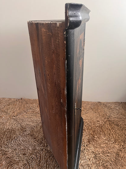 Georgian Chinoiserie Corner Cabinet