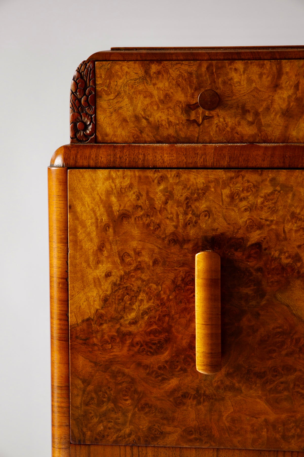Pair of 1930s Art Deco Burr Walnut Bedside Cabinets