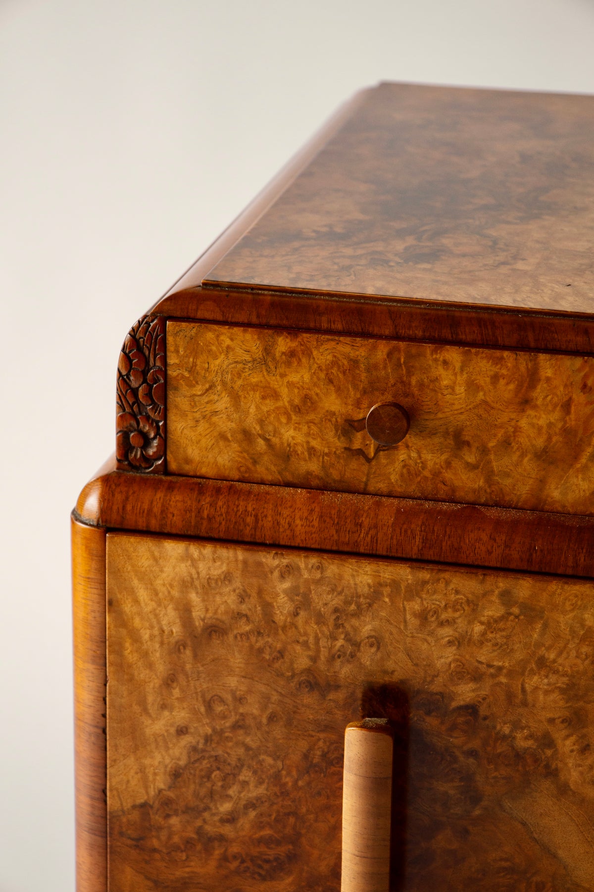 Pair of 1930s Art Deco Burr Walnut Bedside Cabinets