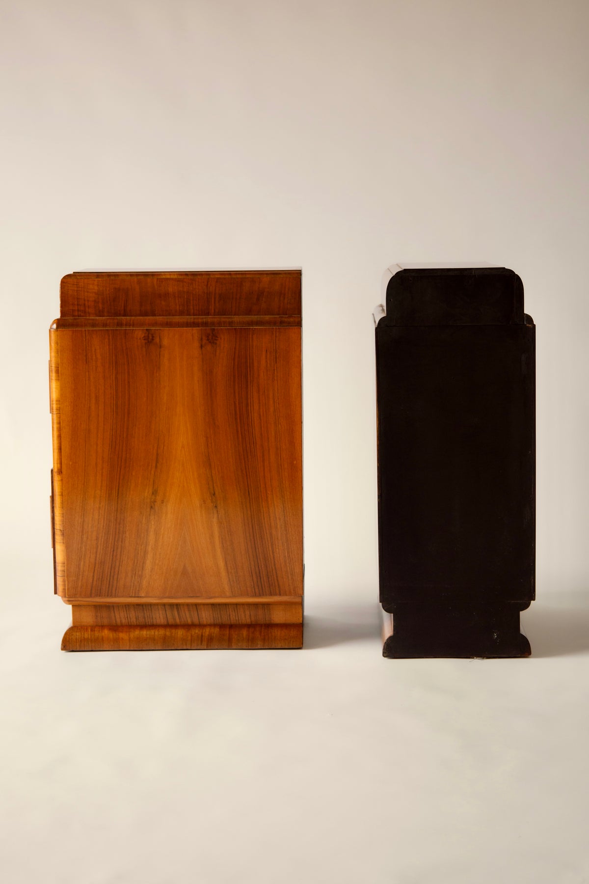 Pair of 1930s Art Deco Burr Walnut Bedside Cabinets
