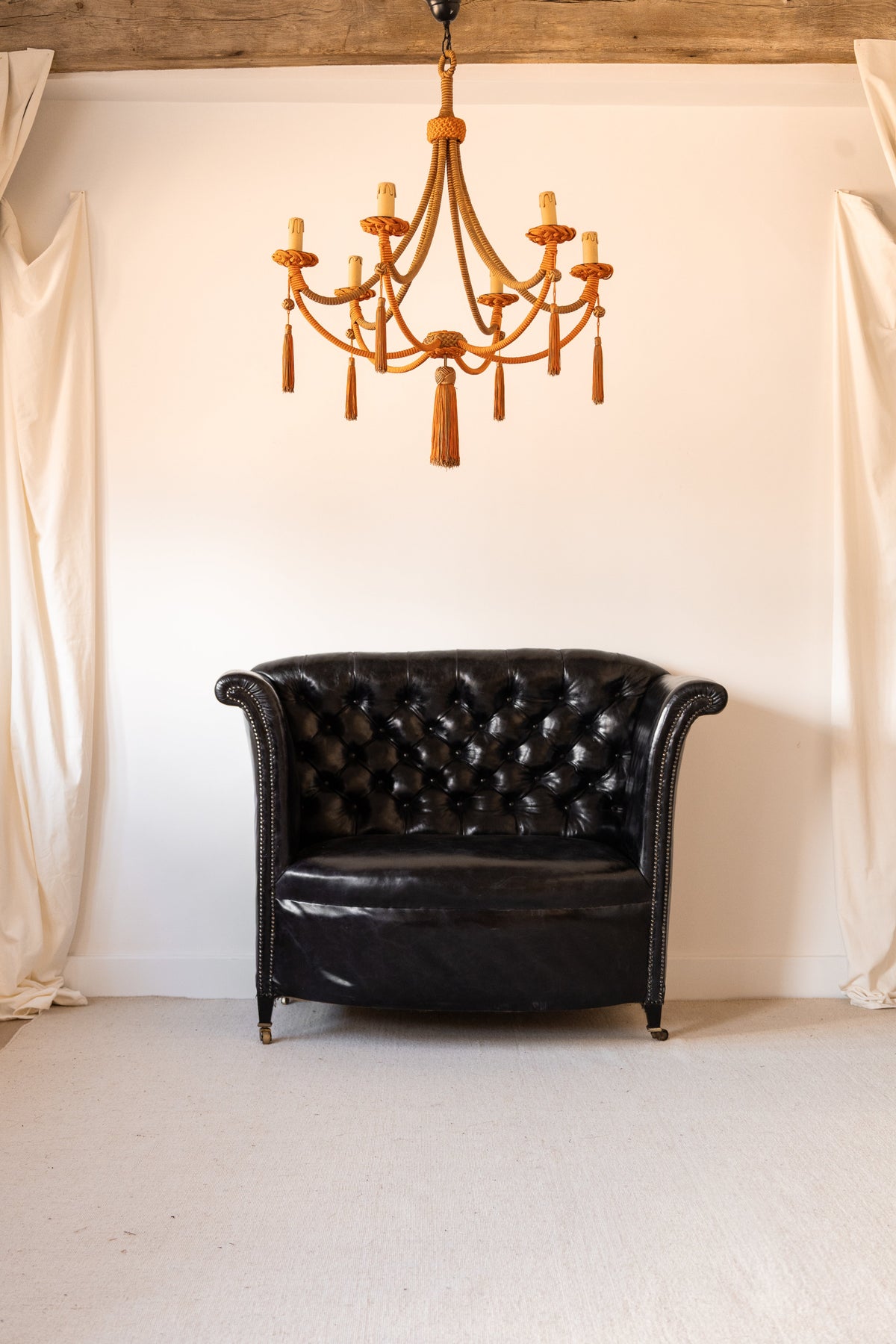 Hélène Aumont ‘Trocadero’ Passementerie Chandelier