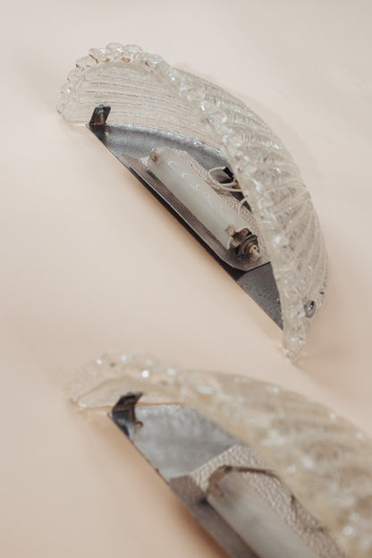 Large Pair of Murano 'Graniglia' Glass Scalloped Wall Lights