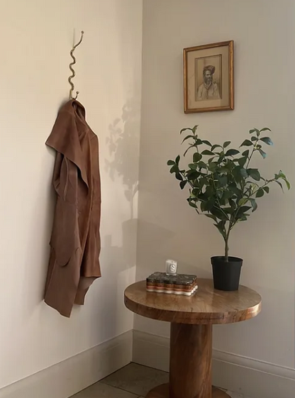 Maud Vaughan Meander Hook Nickel
