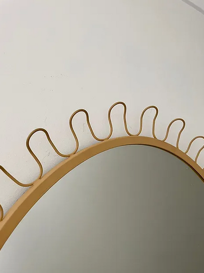 Undulato Mirror